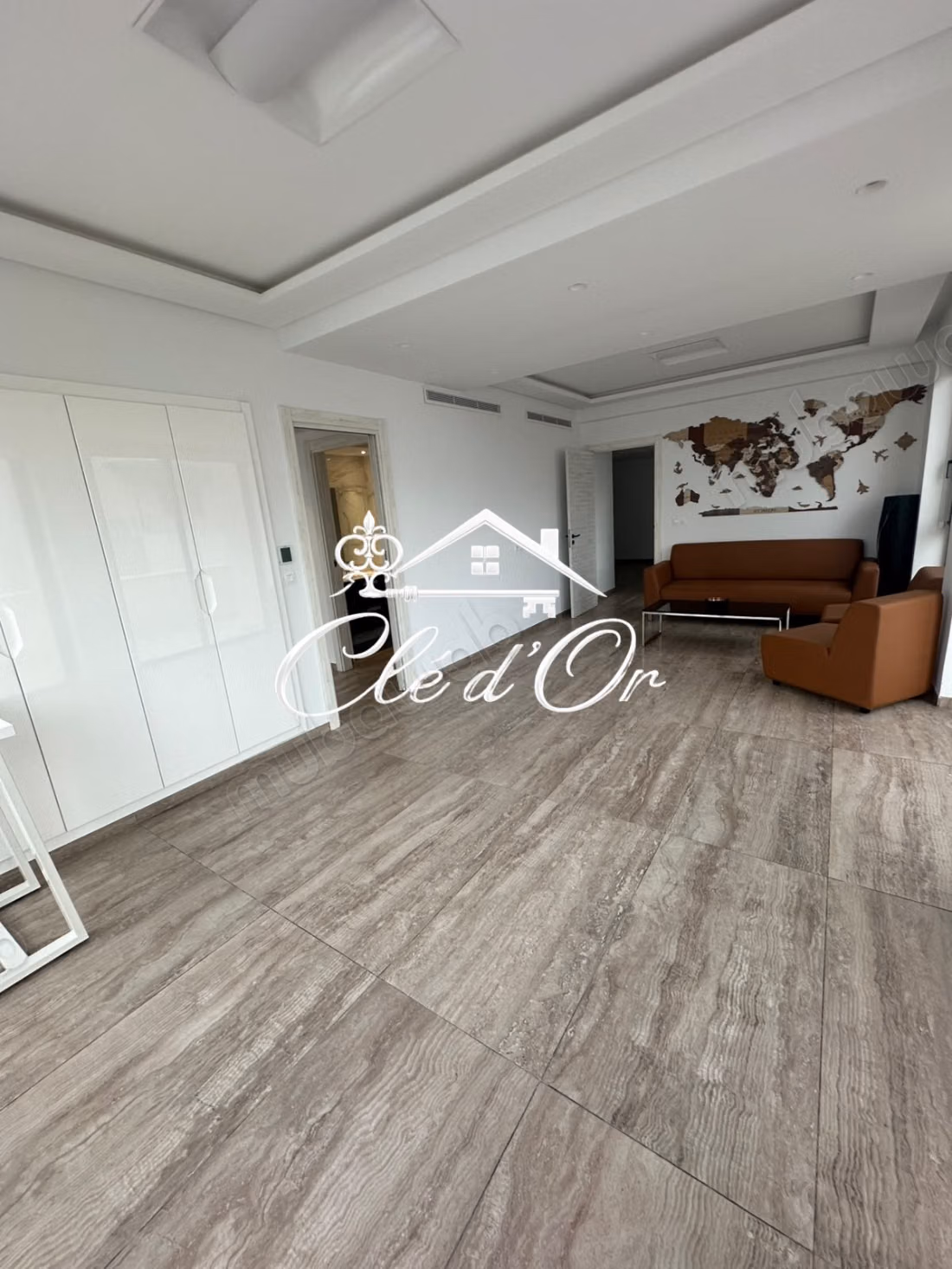 Office H4 for rent in the Gardens of Carthage