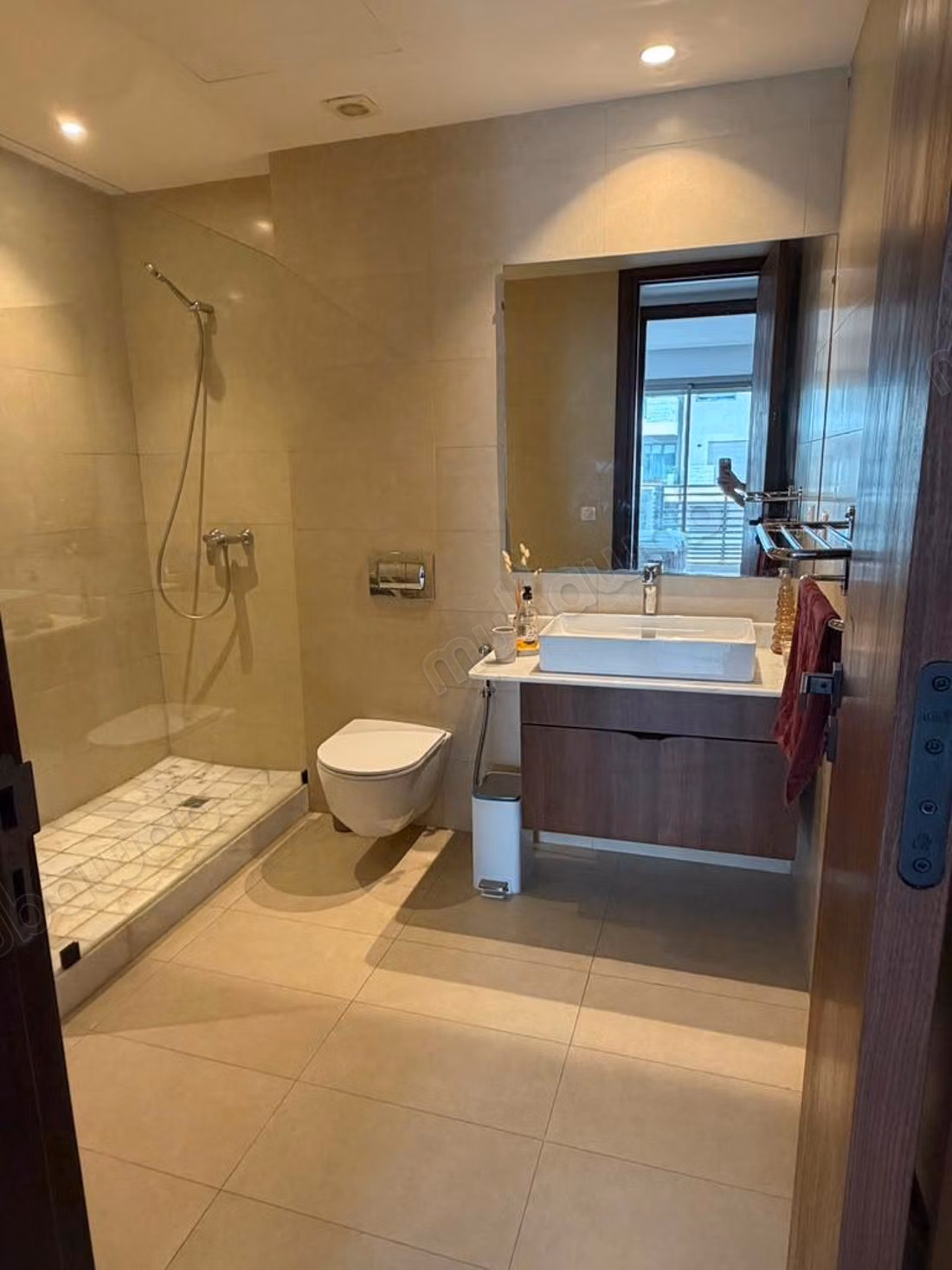 Superb apartment for rent in Casablanca Finance City. 4 rooms. Well furnished