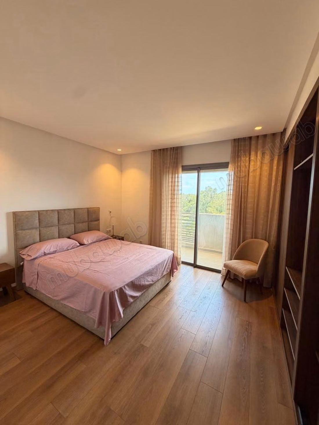 Superb apartment for rent in Casablanca Finance City. 4 rooms. Well furnished