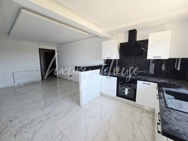 Appartamento S1 vuoto a Cité les Palmeraies