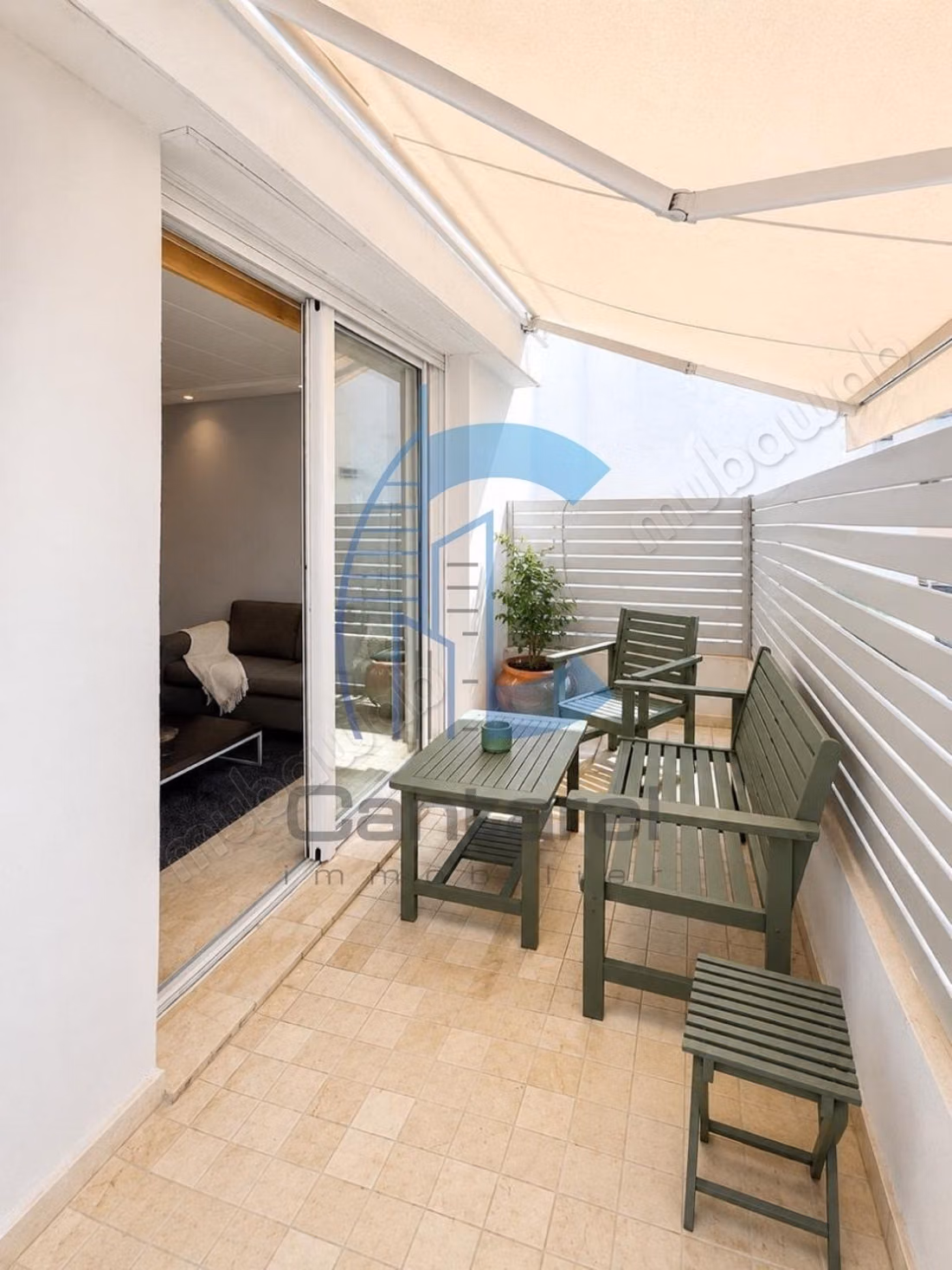 Studio avec terrasse à louer racine