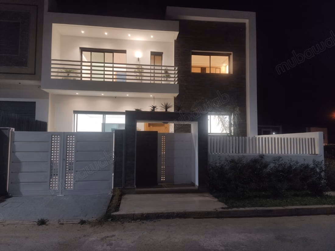 Villa for sale with sea view never inhabited