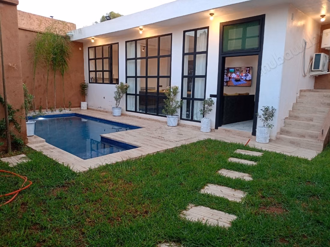 Villa moderne meublée en location