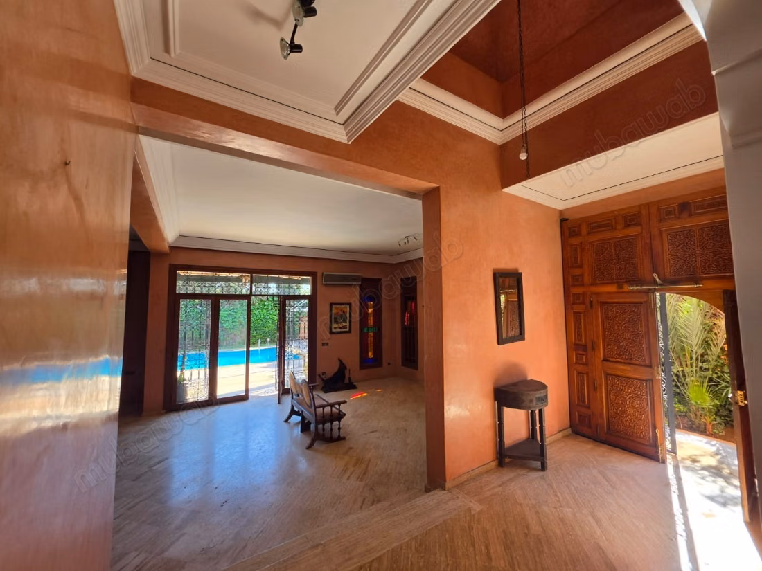 Luxury villa for sale in Targa – 800 m
