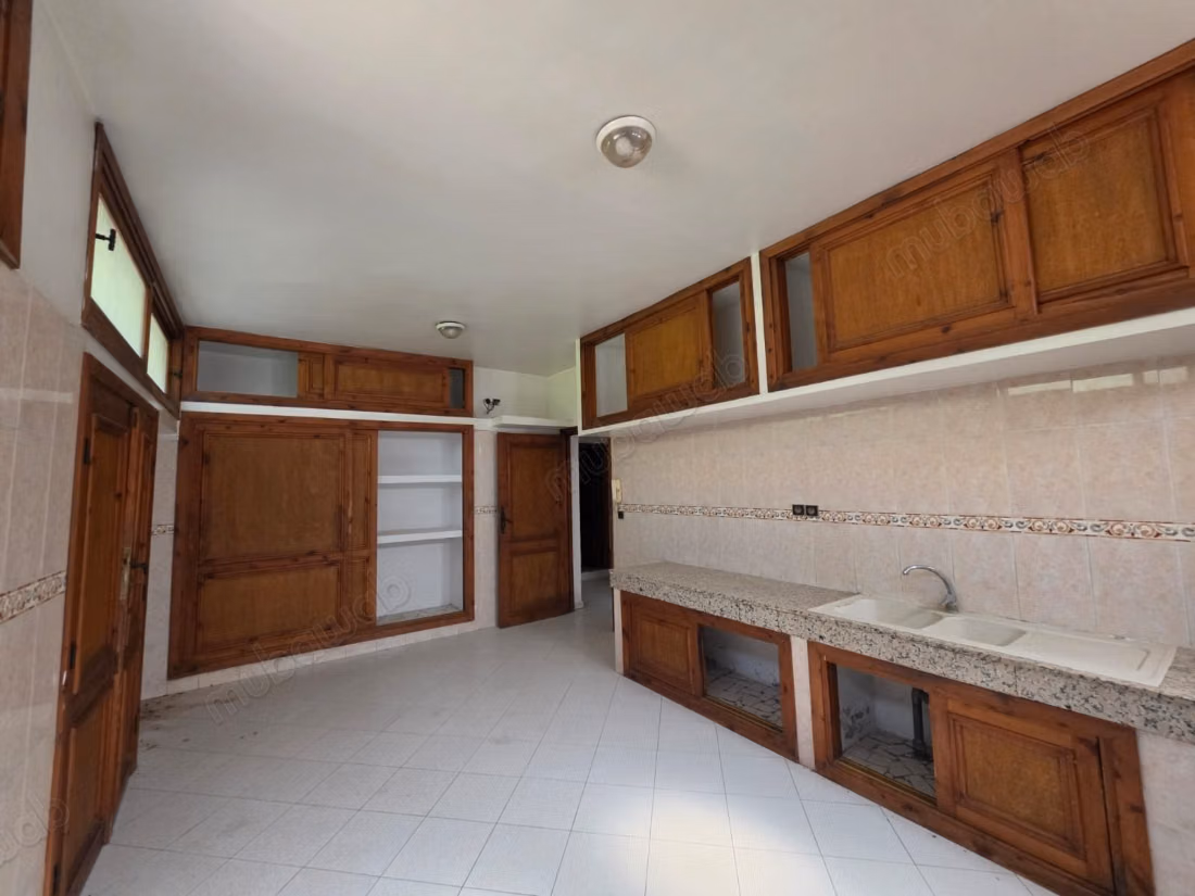 Luxury villa for sale in Targa – 800 m