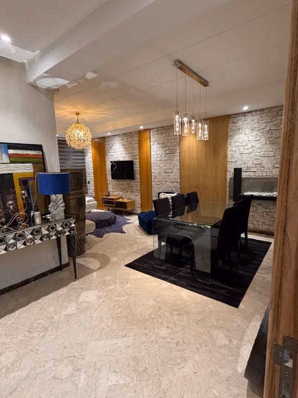 Appartement meublé avec place au garage