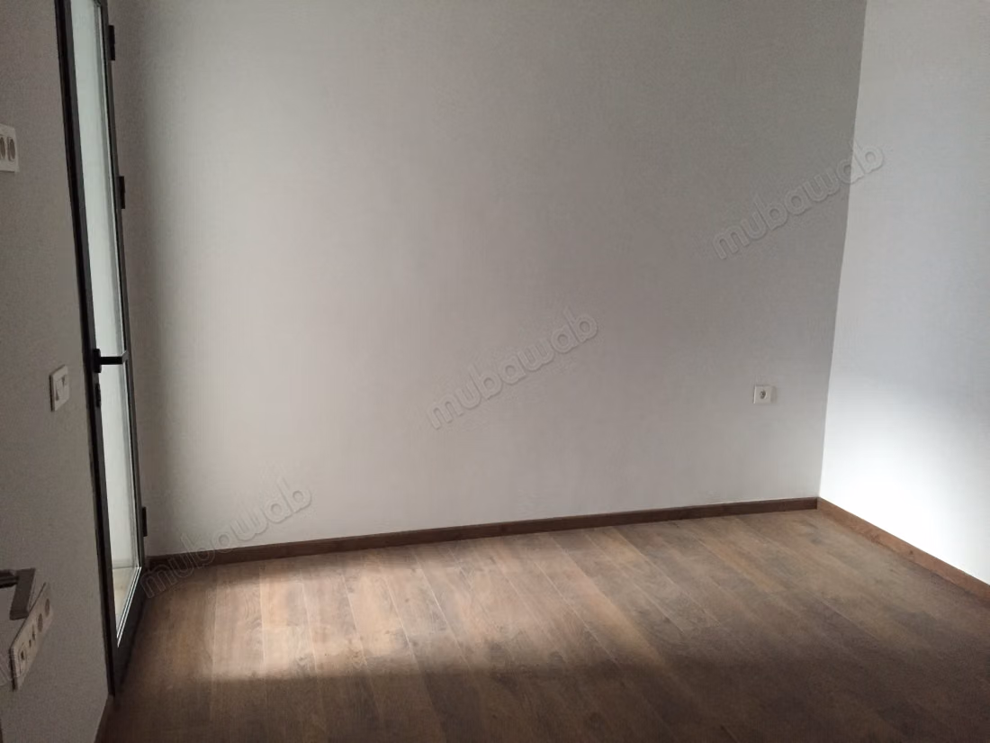 Appartamento moderno vuoto in affitto a Agadir Bay