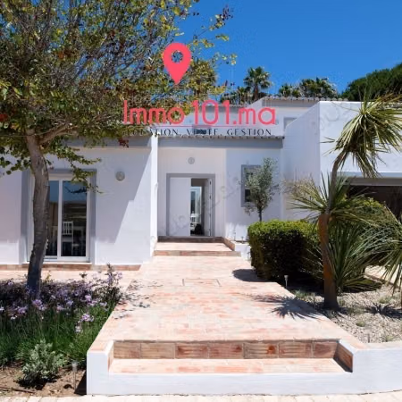 Villa for sale in the Ambassadors – Souissi
