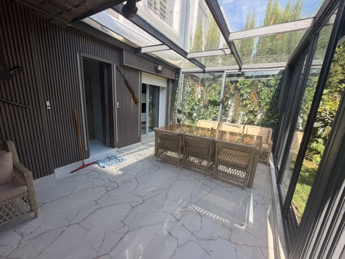 À vendre superbe appartement rez de jardin à sidi rahal