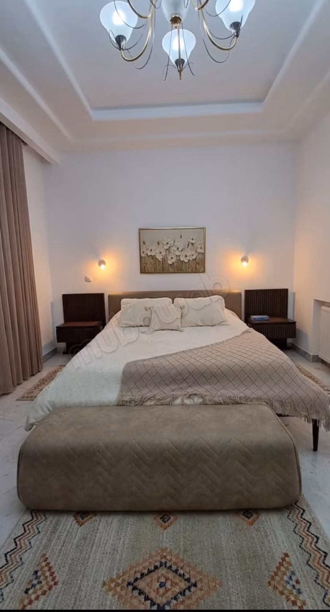 Rental of high-end furnished apartment