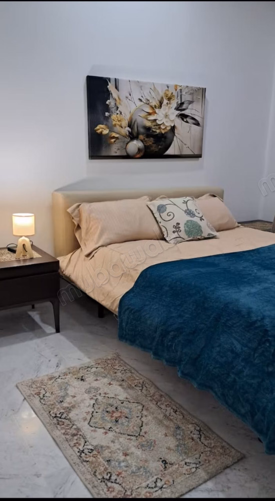 Rental of high-end furnished apartment