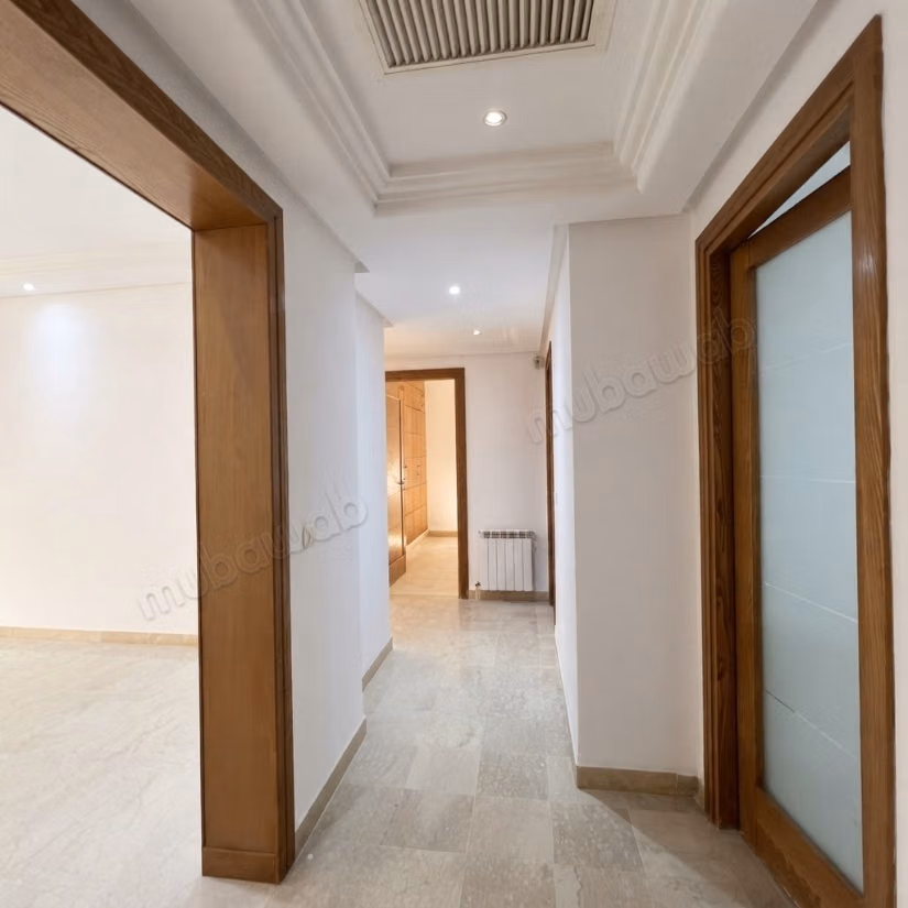 Appartement spacieux haut standing S2 rez-de-chaussée au jardin de Carthage