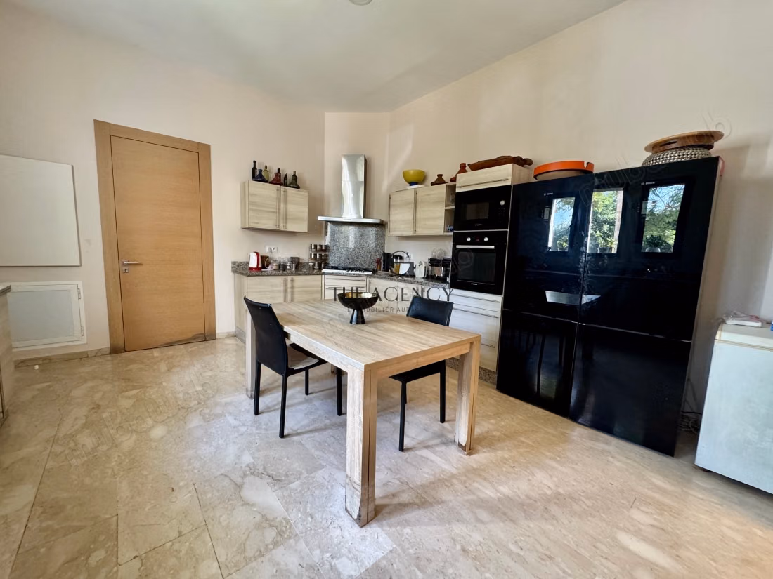 Bouskoura – Villa a un piano in vendita