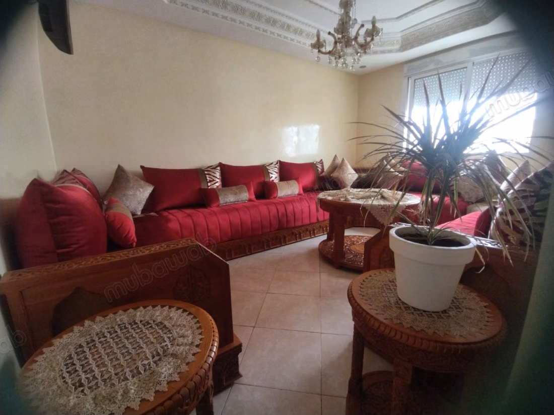 Superb apartment for rent in Hay Al Amal. 1 Room. Fridge