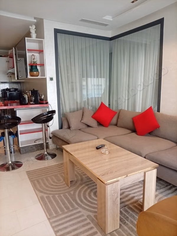 Vakantieappartement te huur in Bourgogne Ouest. 1 slaapkamer. Garage en terras