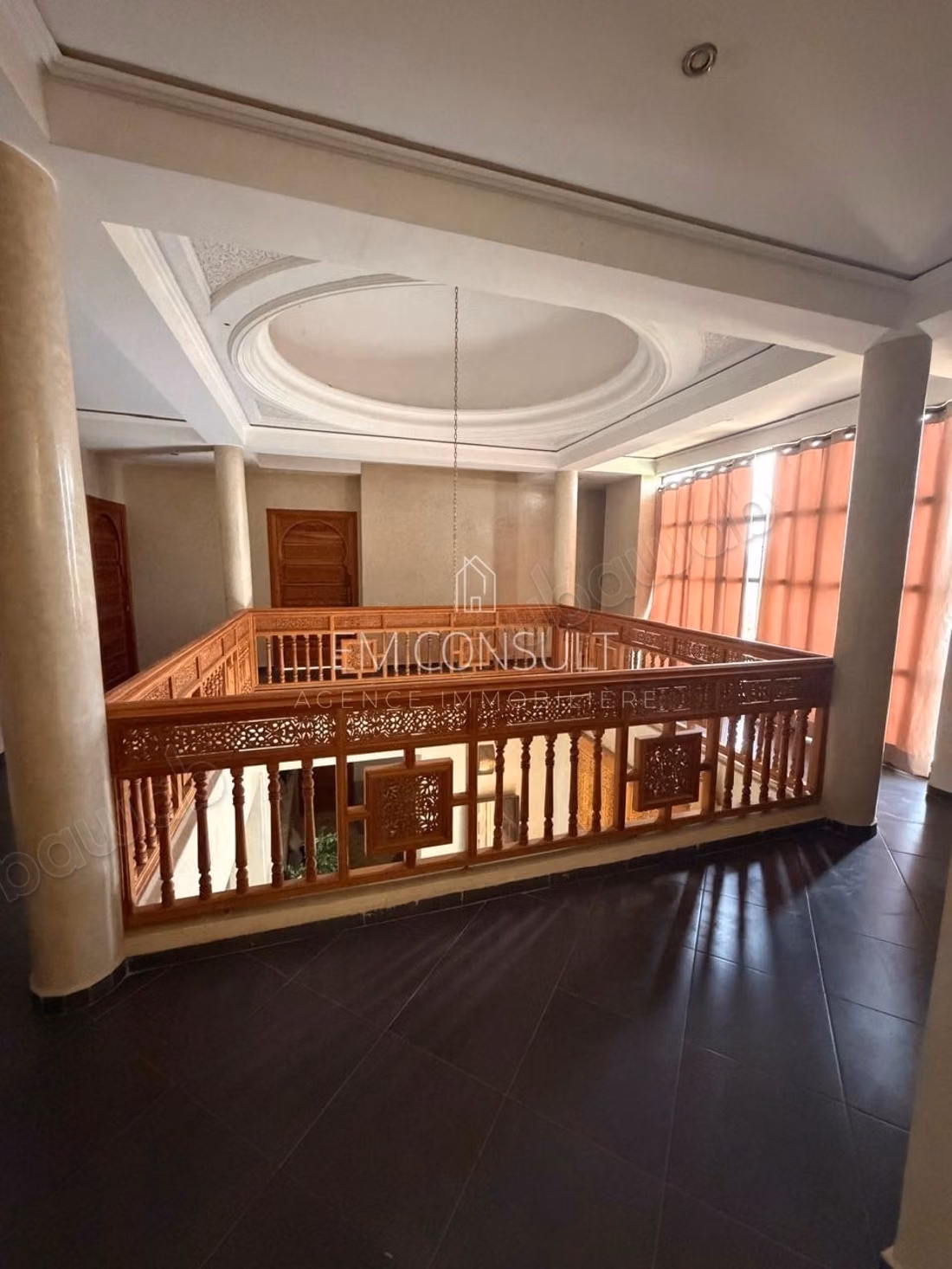 Location villa 6 suites sur 1,7 ha 600m2 route d'amizmiz km 15