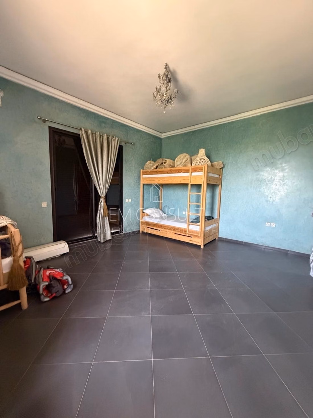 Location villa 6 suites sur 1,7 ha 600m2 route d'amizmiz km 15