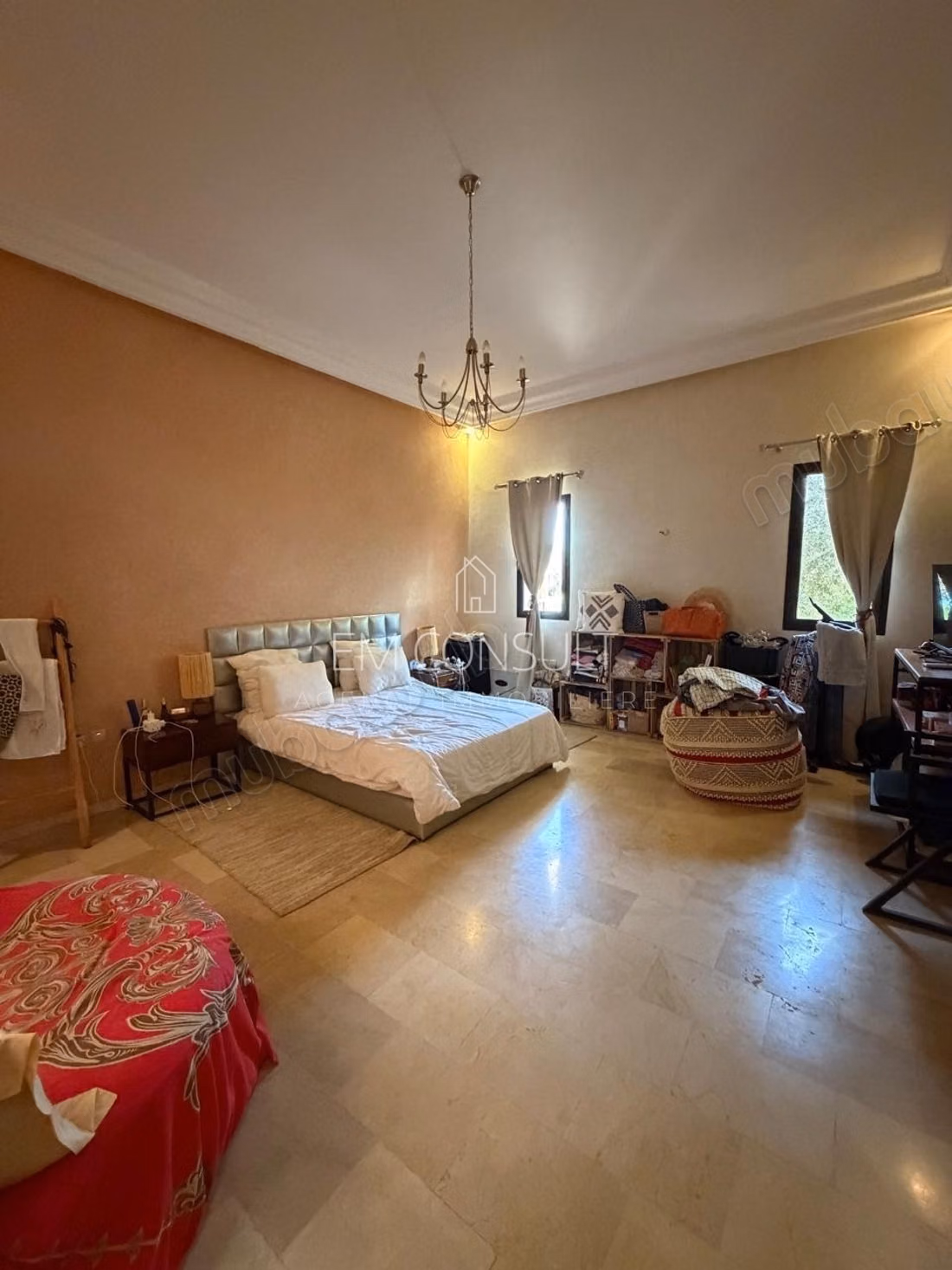 Location villa 6 suites sur 1,7 ha 600m2 route d'amizmiz km 15