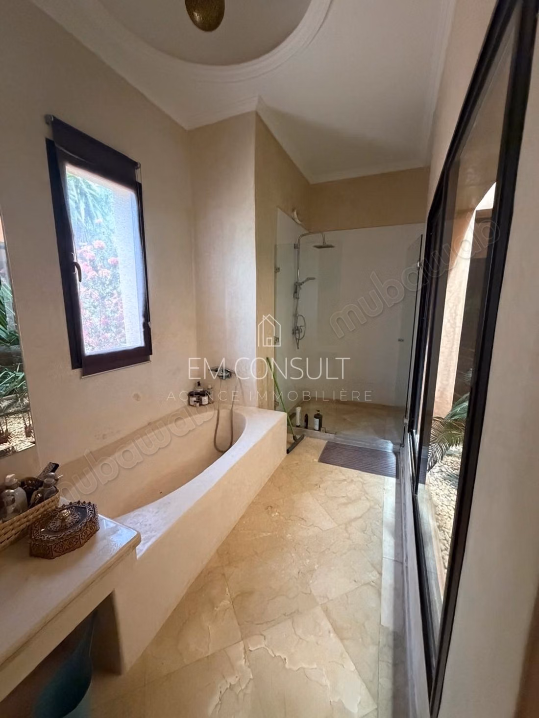 Location villa 6 suites sur 1,7 ha 600m2 route d'amizmiz km 15