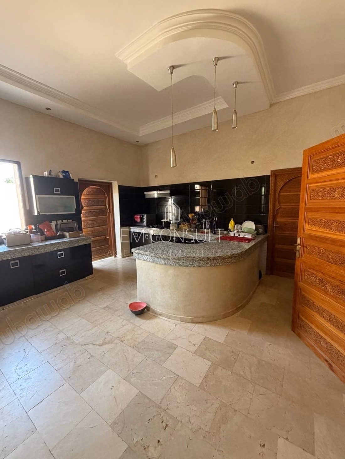 Location villa 6 suites sur 1,7 ha 600m2 route d'amizmiz km 15