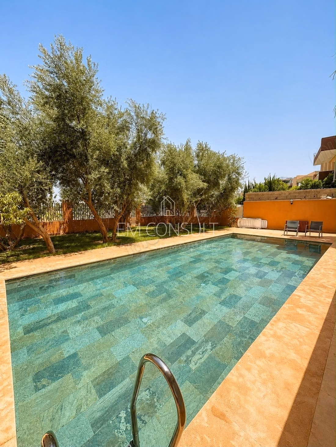 Sale of 4-bedroom villa at Argan Golf