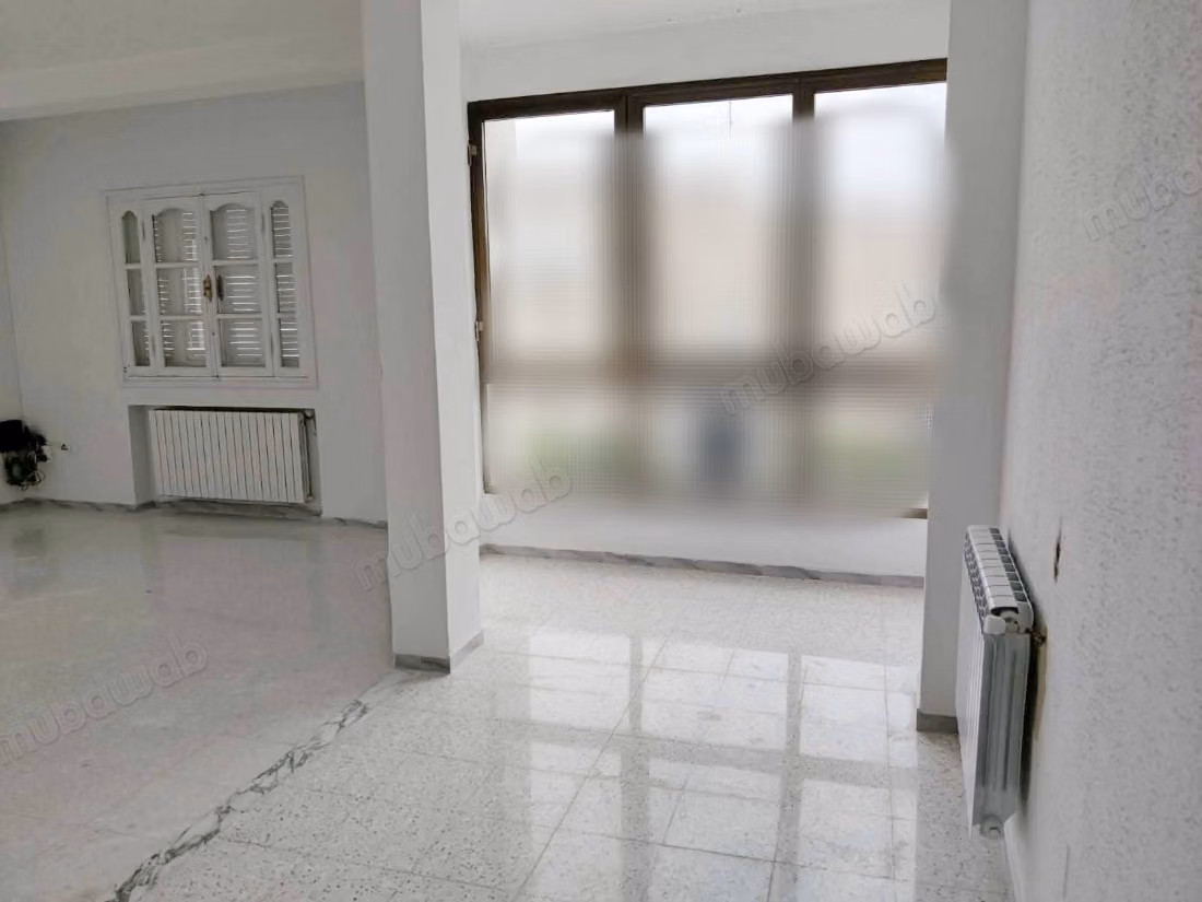 منزة 8 للإيجار طابق فيلا S3