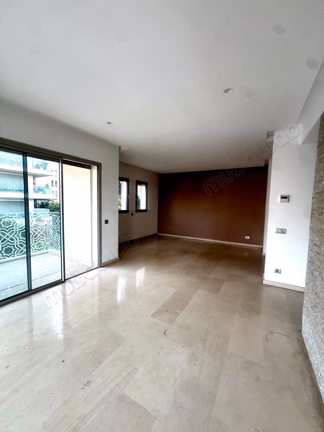 Location d’un appartement 3 chambres au CFC