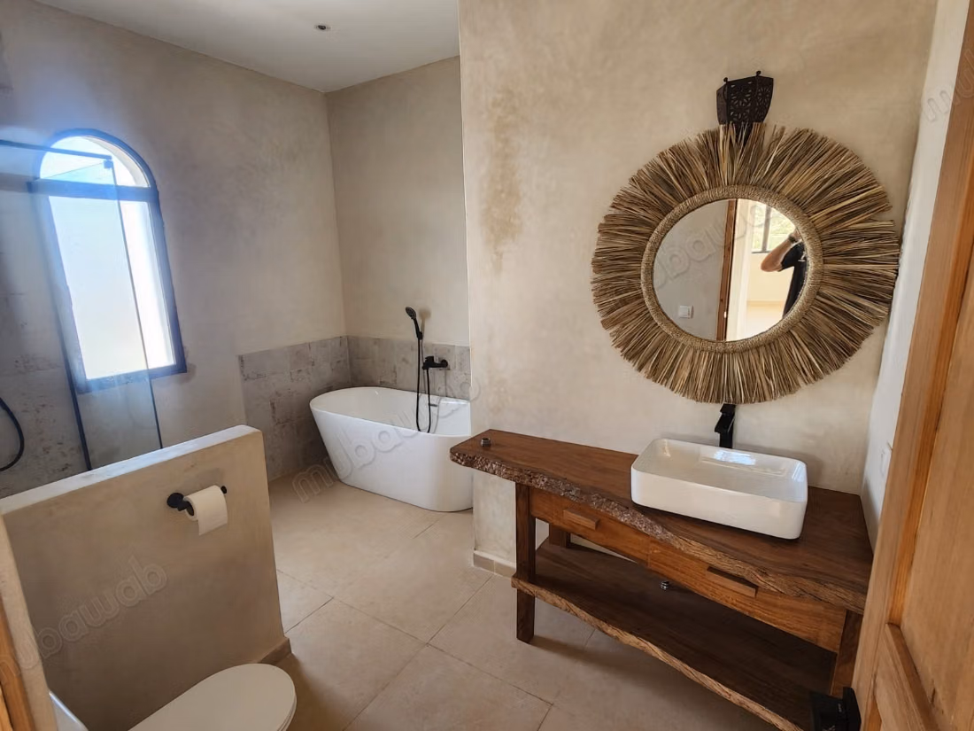 Sumptuous house for sale in Ouassane next to Sidi Kaouki. Area 240 m². Well furnished