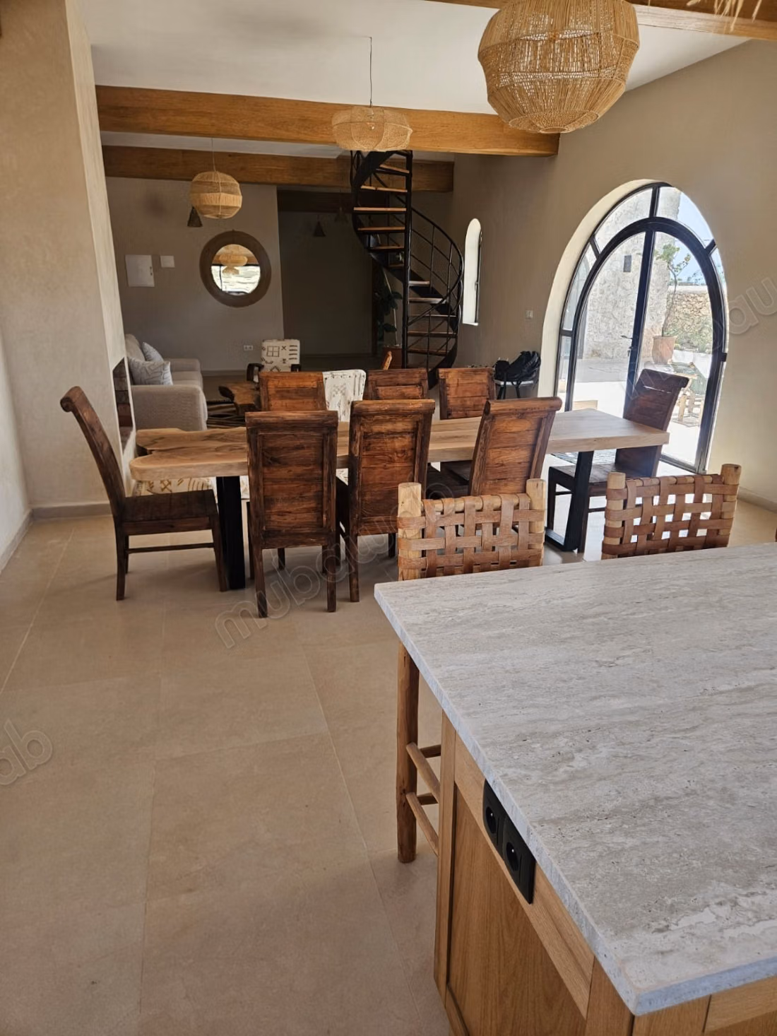 Sumptuous house for sale in Ouassane next to Sidi Kaouki. Area 240 m². Well furnished