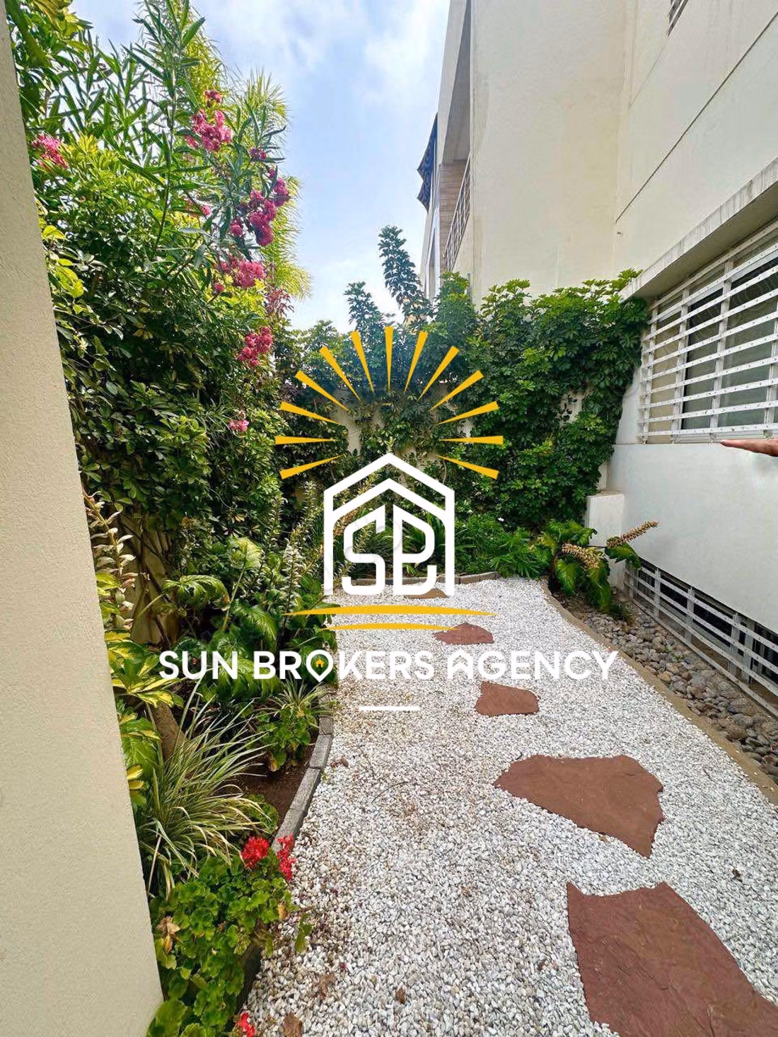 Drie mooie villa 4 slaapkamers Sidi Maarouf Californië