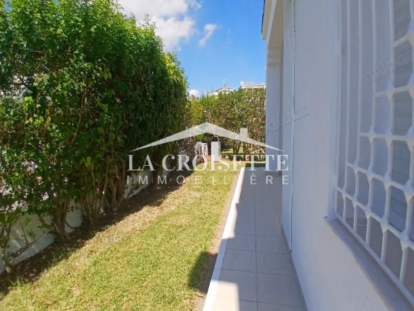 Villa S5 with garden at Lac1