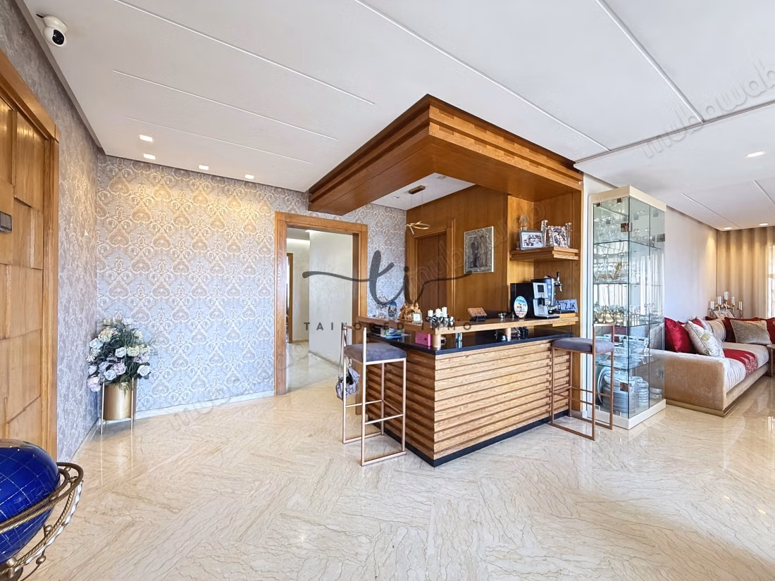 Appartement de 4 chambres en vente à CFC — 5