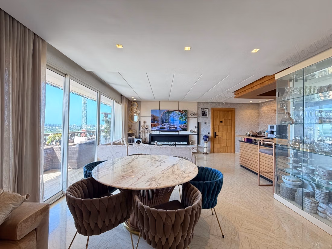 4 Bedroom Apartment for Sale at CFC
