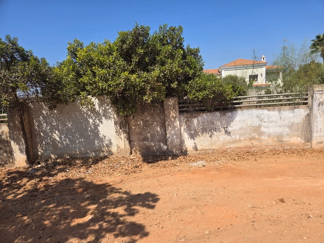 Terreno en venta en California. Superficie 1500 m²