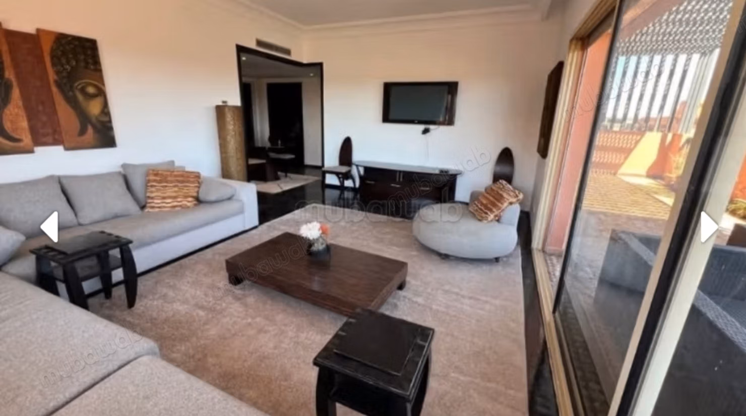 Louez cet appartement à Hivernage.
Superficie 165 m².
Bien meublé