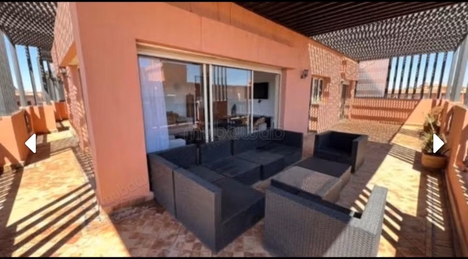 Louez cet appartement à Hivernage.
Superficie 165 m².
Bien meublé