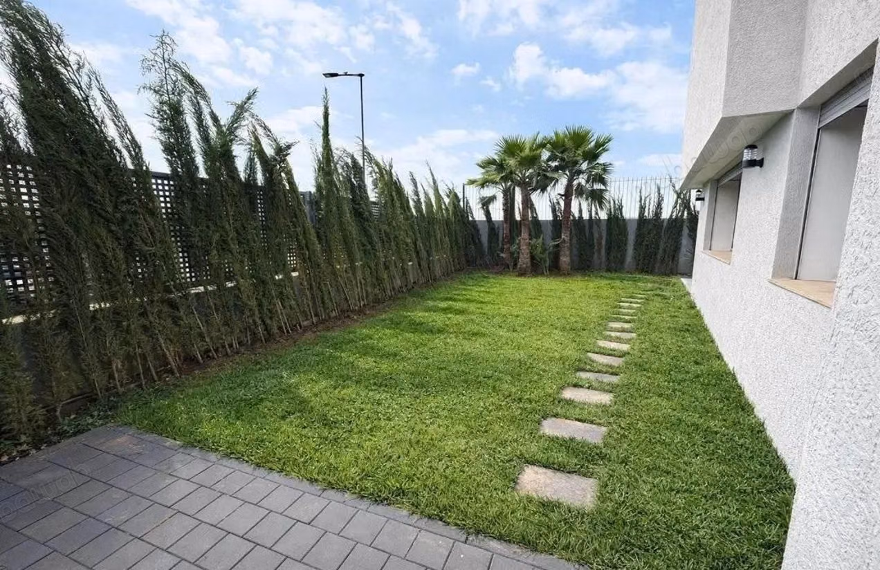 Villa 315m A Oued Merzg Dar Bouazza