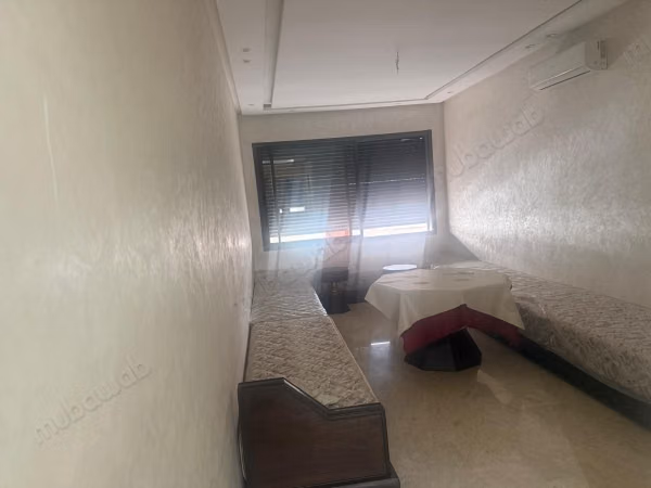 Bel appartamento in affitto ad Ain Chock. 3 camere. Arredato