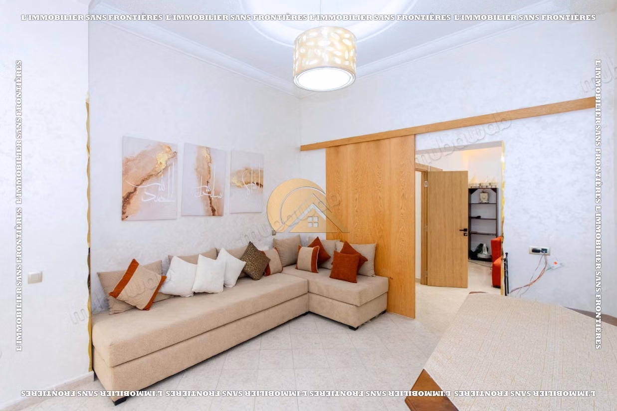 Appartement de 236 m² à vendre à Mabrouka – 3 chambres dont une suite, grande terrasse et parking en sous sol
