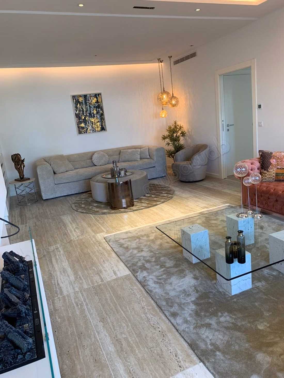 Appartement en vente à Sidi Daoued. 3 belles chambres. Bien meublé