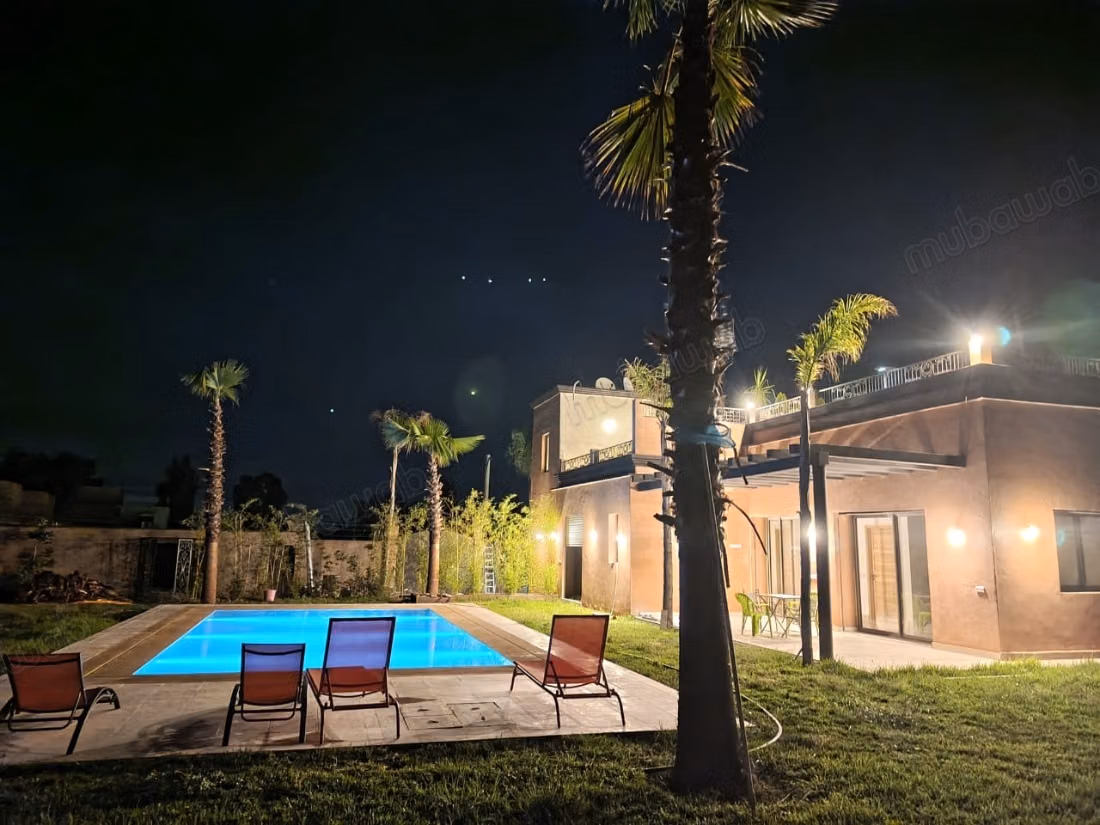 Stunning villa with an area of 1100 square meters