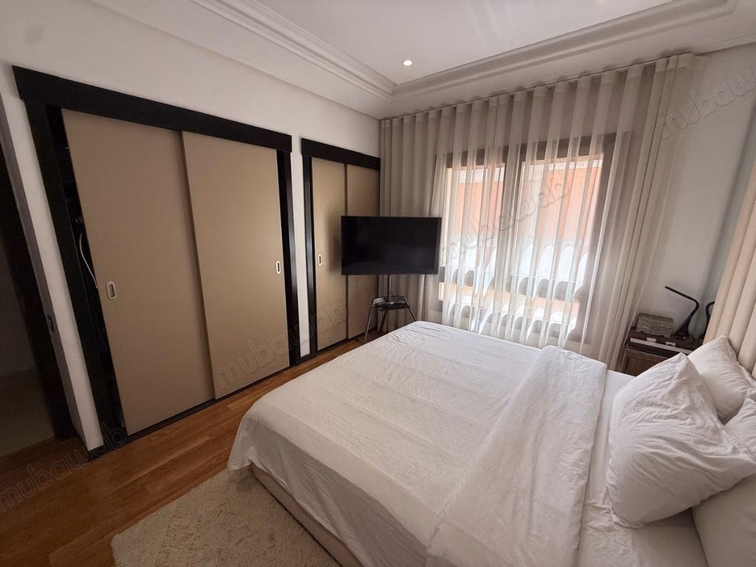 Superbe 2 chambres avec piscine 
Gueliz centre