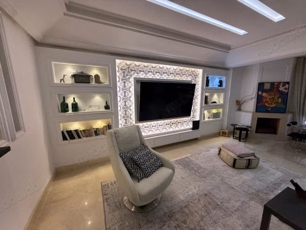 Superb 2-bedroom apartment with pool in Gueliz center