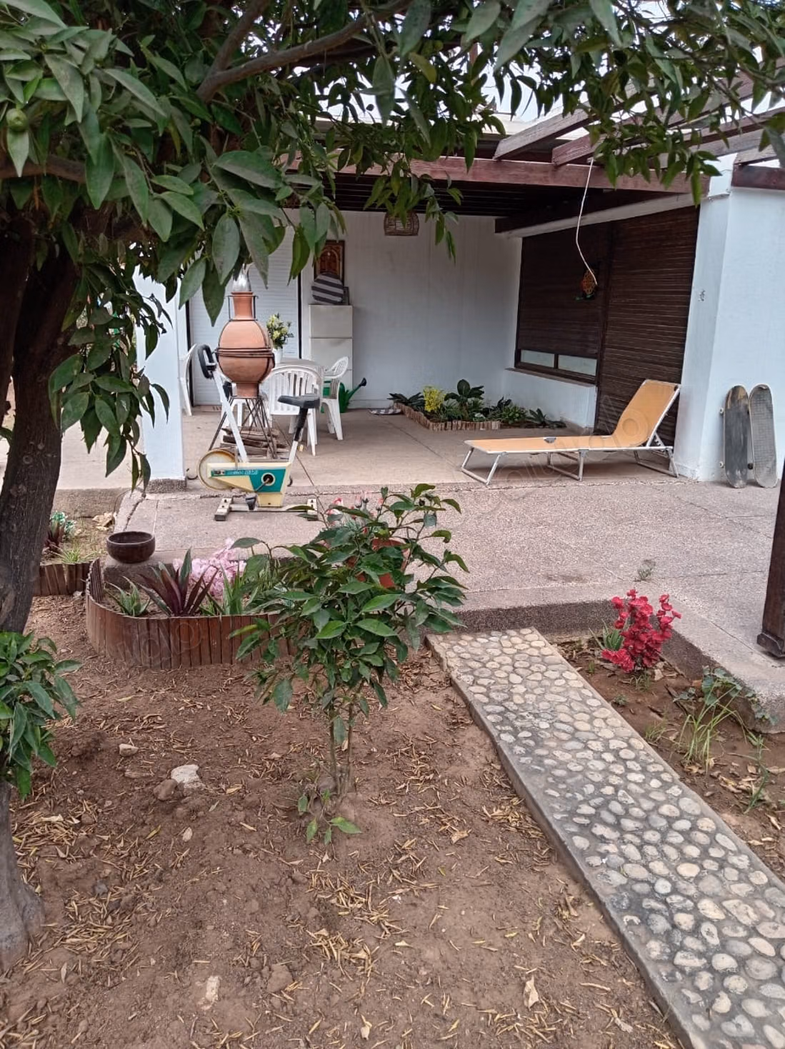 Location villa de luxe à site Siusse.
Superficie 150 m².
Bien meublé