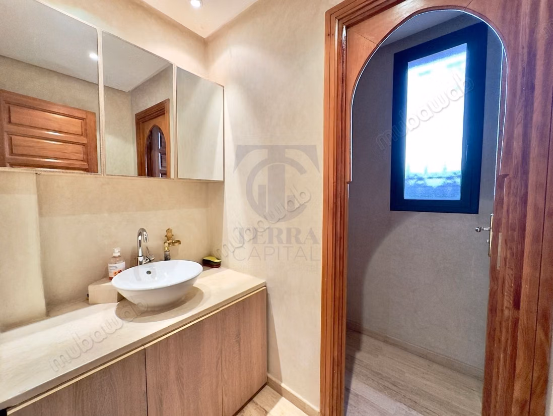 Affitto villa di lusso in Via Fez. 3 belle camere. Ben arredato