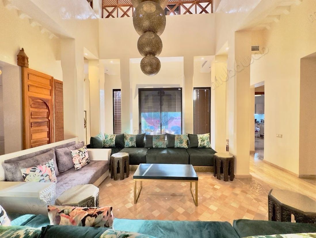 Affitto villa di lusso in Via Fez. 3 belle camere. Ben arredato