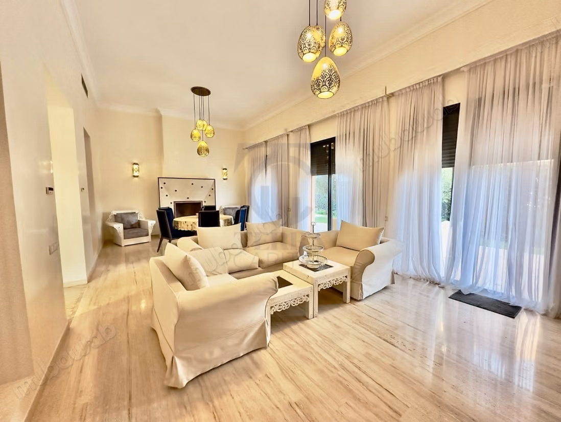 Affitto villa di lusso in Via Fez. 3 belle camere. Ben arredato
