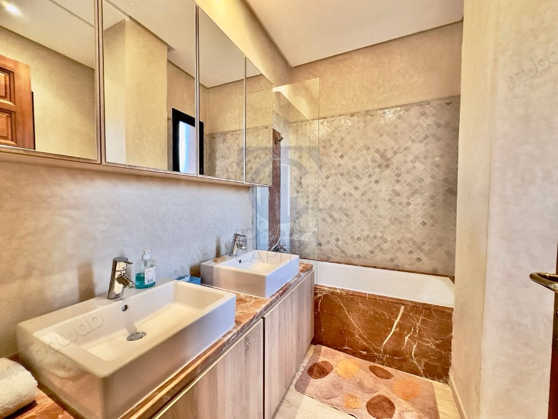 Affitto villa di lusso in Via Fez. 3 belle camere. Ben arredato