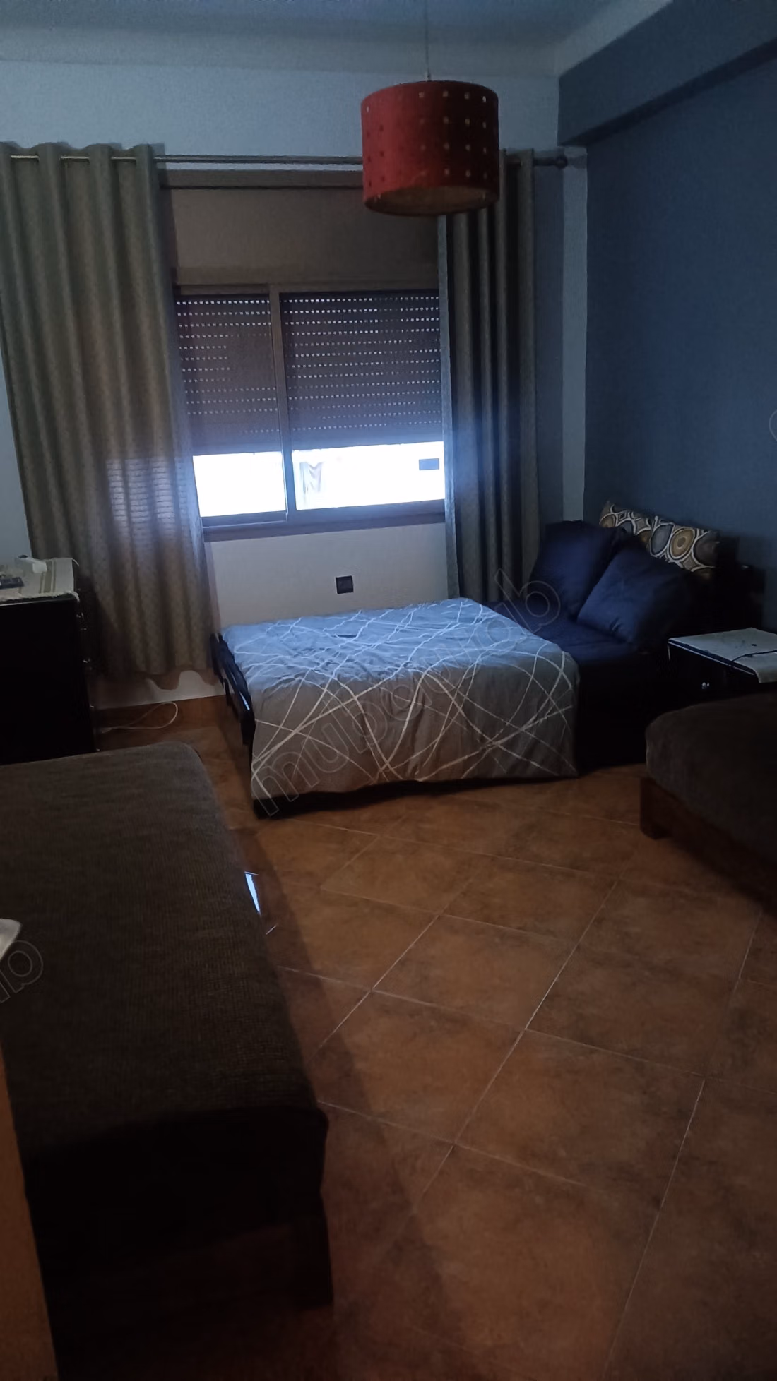 Hermoso apartamento en venta en el centro de la ciudad de Hassan. 2 habitaciones grandes. Amueblado