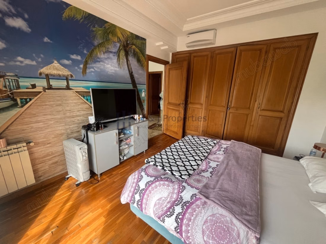 Villa t5 de 480m²